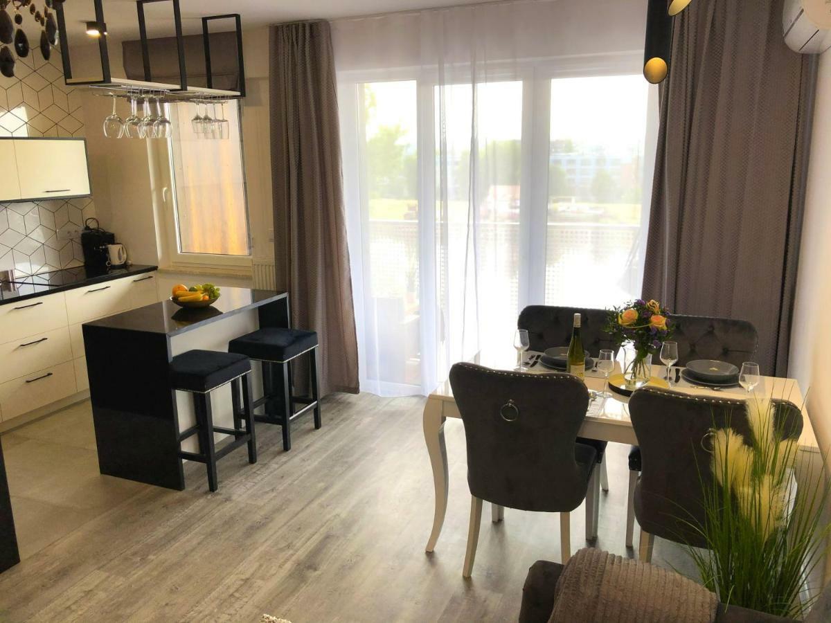 Glamour Apartment With Big, Private Terrace คราคูฟ ภายนอก รูปภาพ