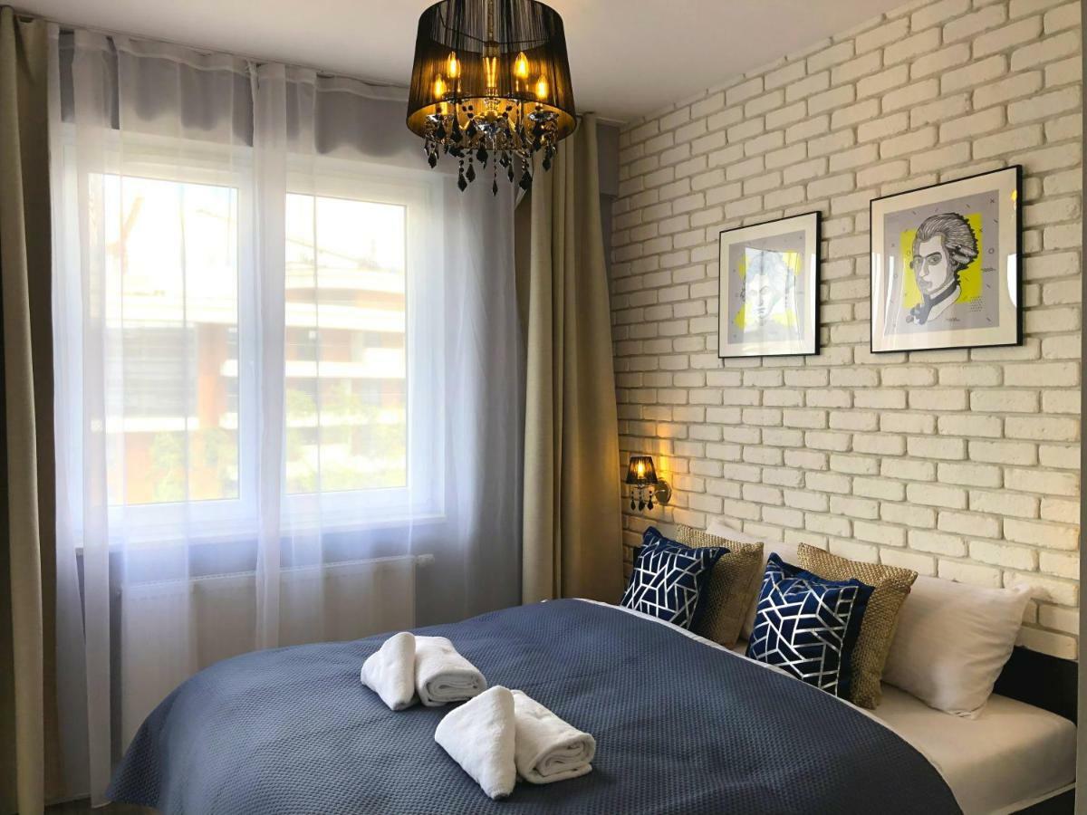 Glamour Apartment With Big, Private Terrace คราคูฟ ภายนอก รูปภาพ